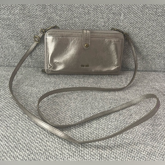 The Sak Metallic Silver Crossbody Wallet - Picture 15 of 16